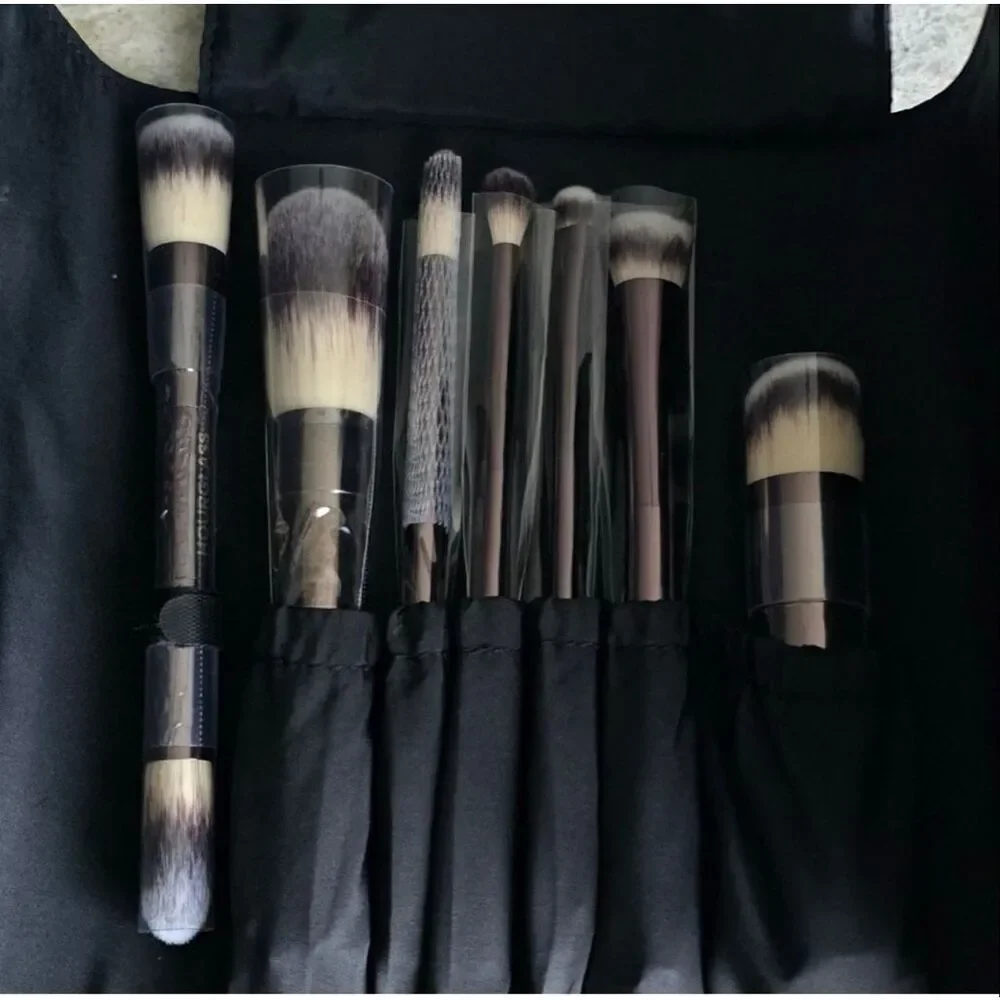New Hourglass Professional Makeup Brush Set 7Pc With Case